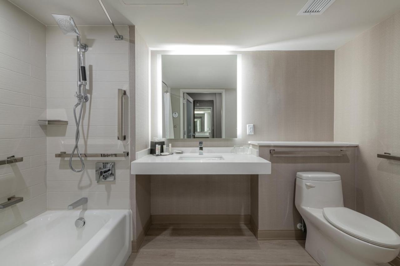 Wichita Marriott Hotel Екстериор снимка