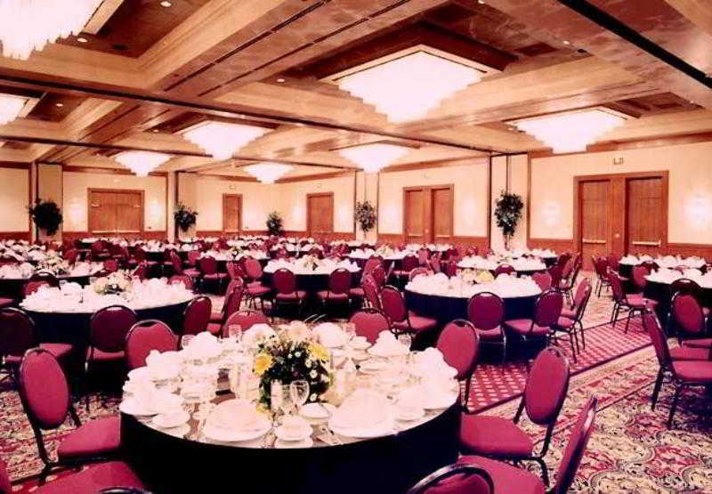 Wichita Marriott Hotel Екстериор снимка