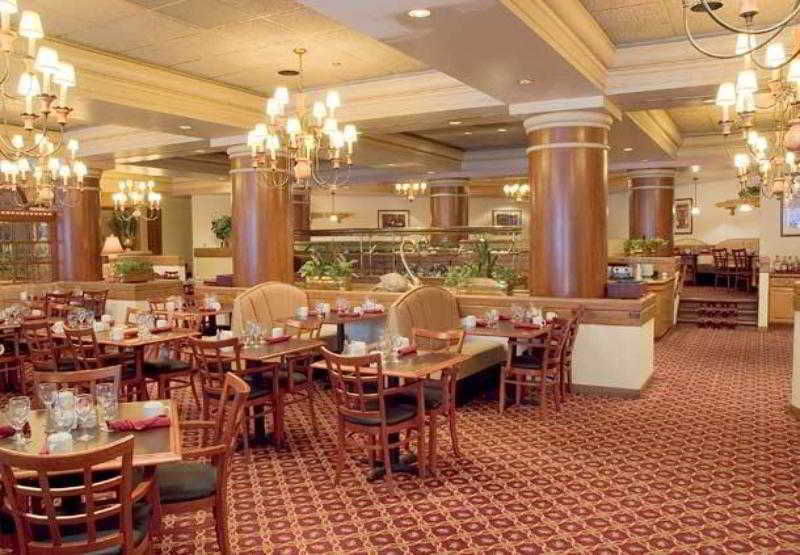 Wichita Marriott Hotel Екстериор снимка